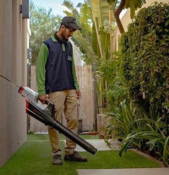 MAK Pools & Gardens service image